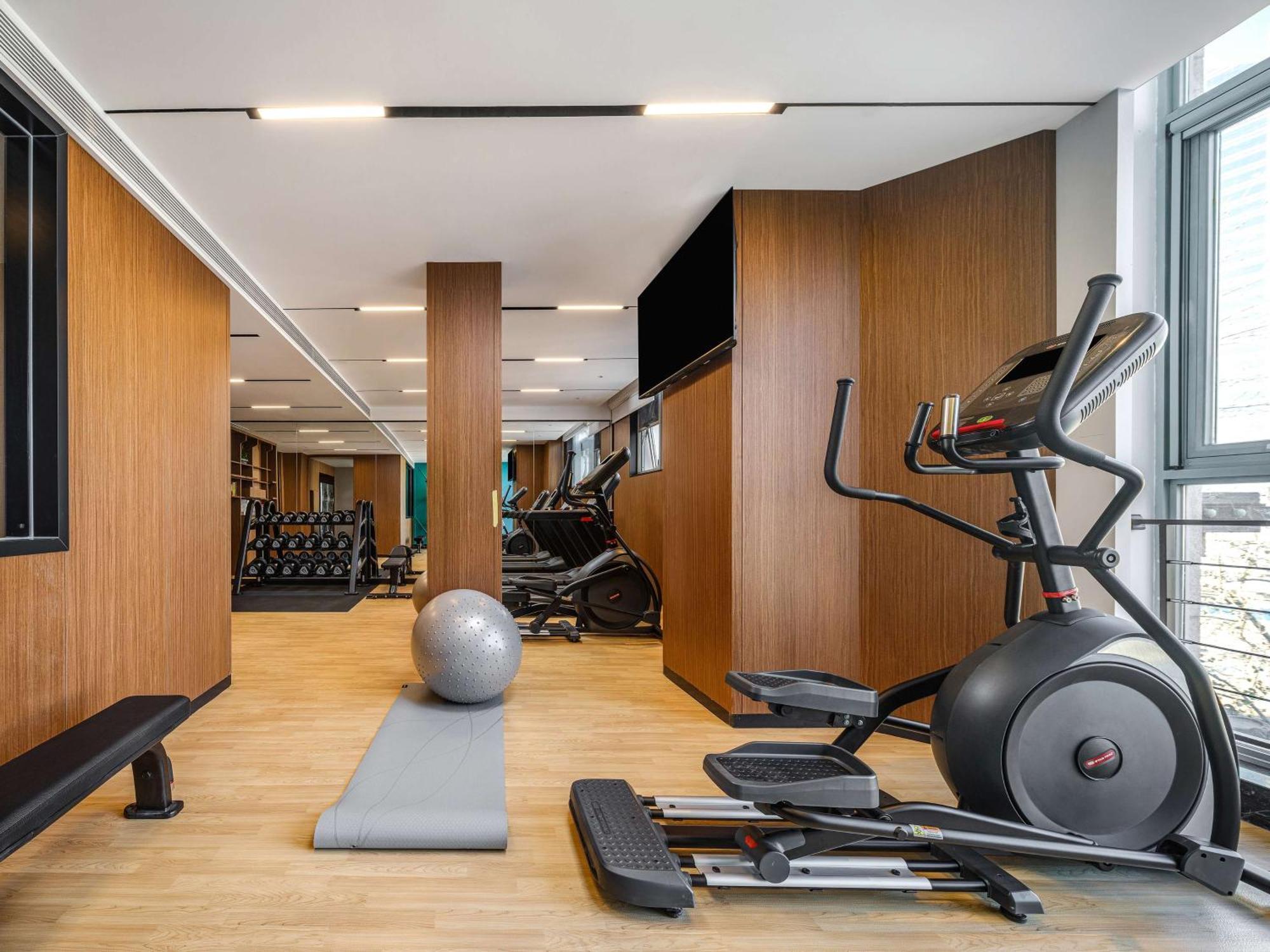 Hilton Garden Inn Beijing Guomao Buitenkant foto