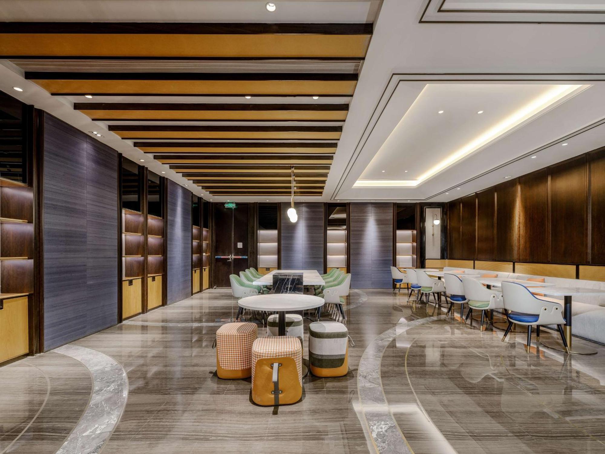Hilton Garden Inn Beijing Guomao Buitenkant foto