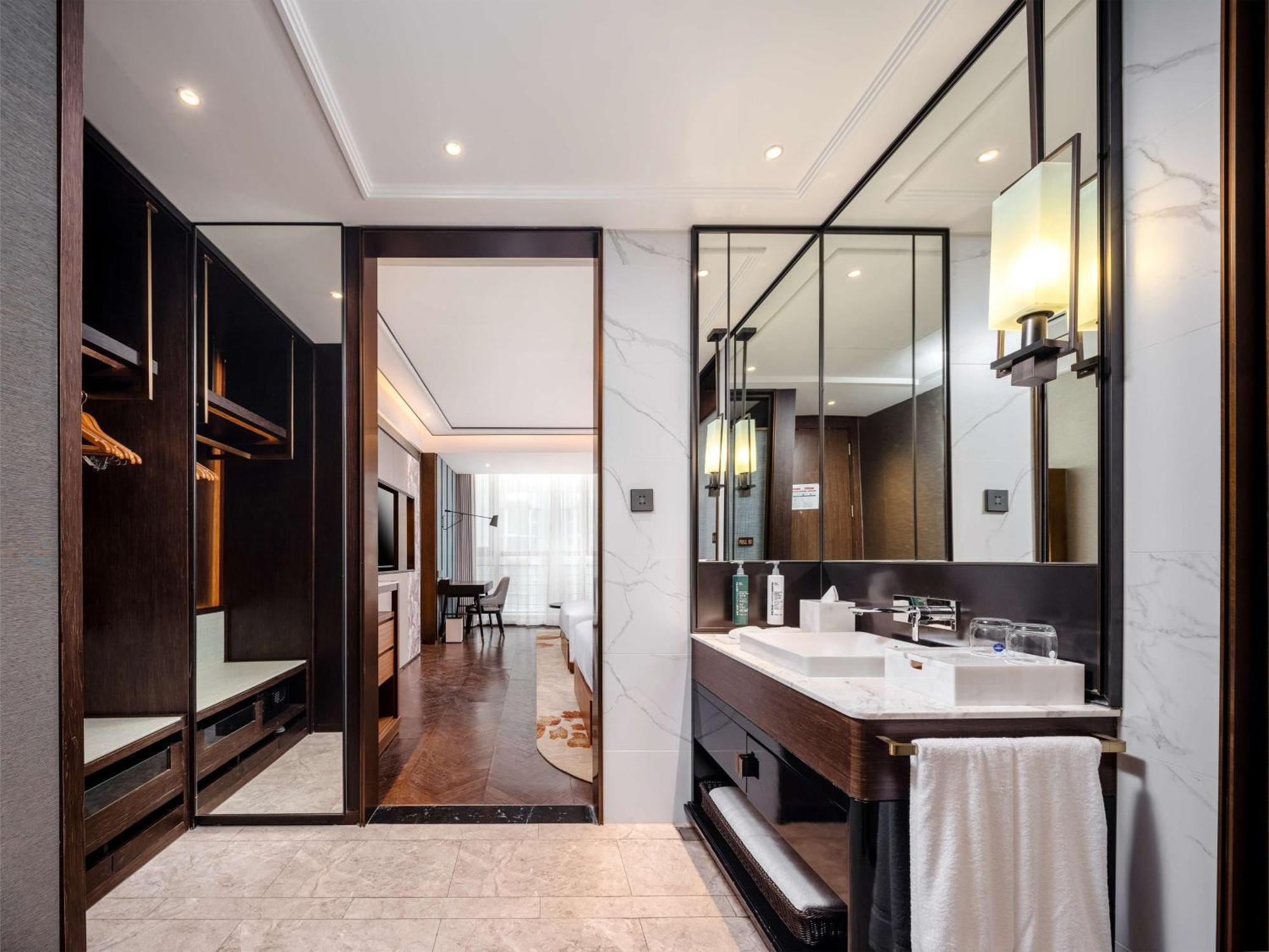 Hilton Garden Inn Beijing Guomao Buitenkant foto